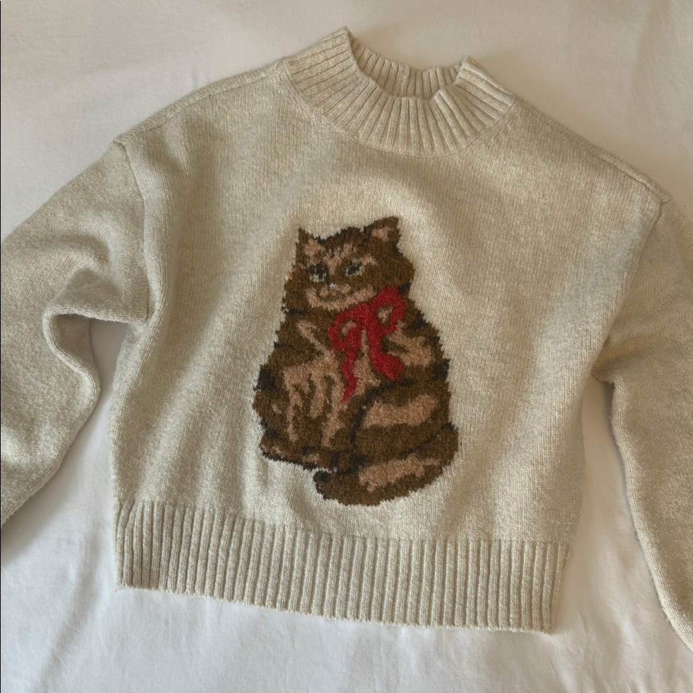 American Eagle Outfitters Cream Sweater with Cat Design S